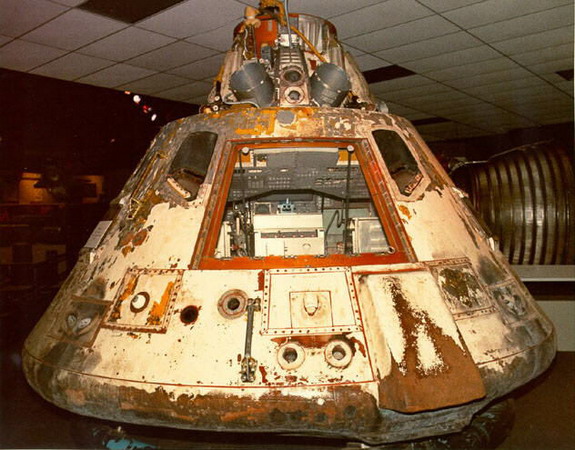 Apollo4%20capsule.JPG