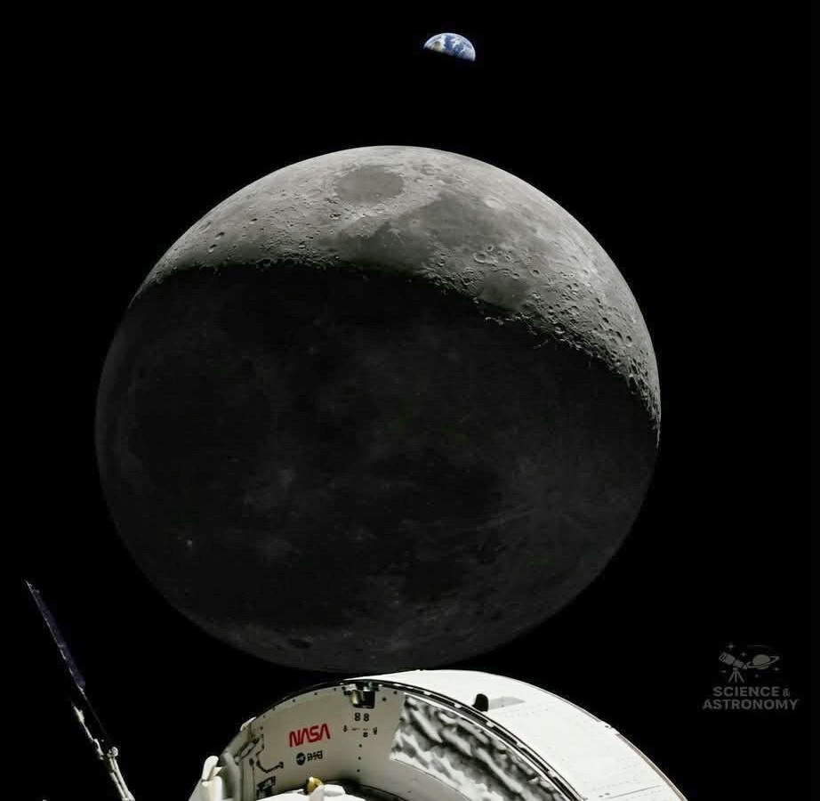 Art2%20align%20Orion%20%20lune%20terre.jpg