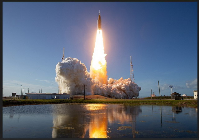 Art2%20launch.jpg