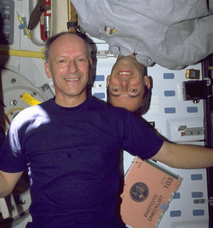 Claude_Nicollier_left_and_Jean-Francois_Clervoy_during_the_STS-103_mission.jpg