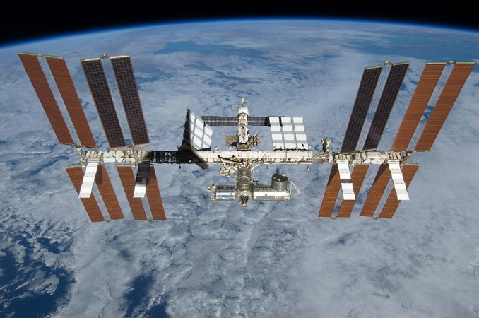 ISS18%20_with_S6_Installed_after_STS-119_Undock.jpg