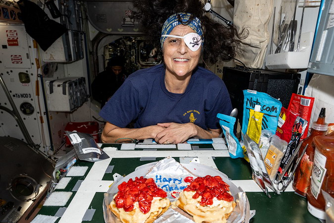 ISS71%20Birthday%20Suni.jpg
