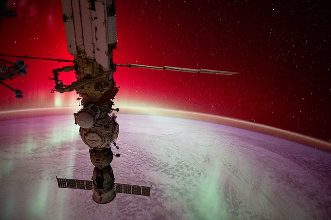 ISS71%20aurore.jpg