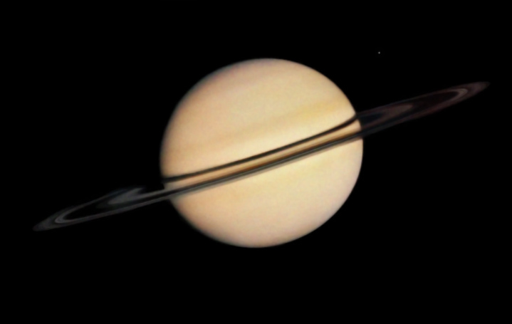 Pioneer%2011%20Saturne.jpg