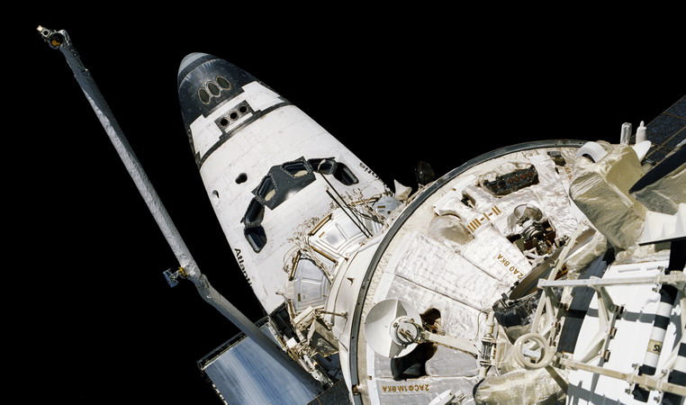 STS-106%20atlantis.jpg