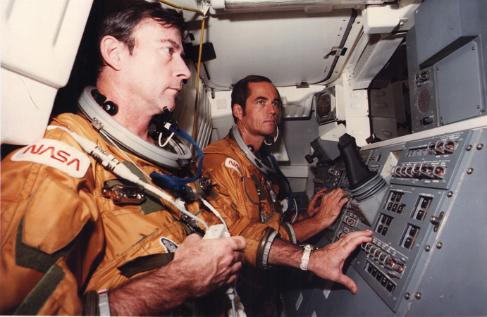 STS-1_crew-lg.jpg