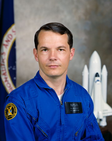 STS-41B%20Stewart-rl.jpg