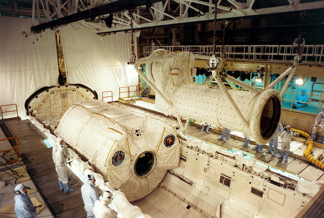 STS-42%20IML-1-module.jpg