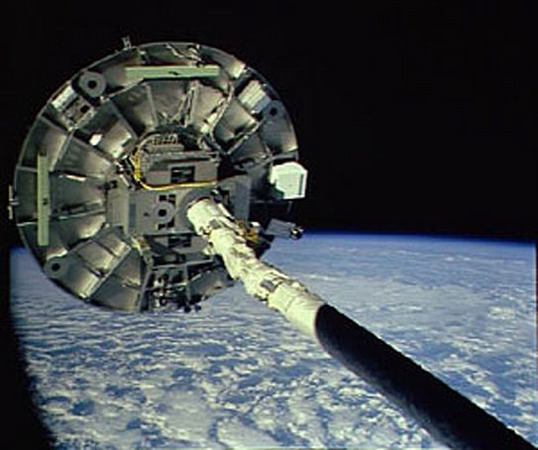 STS-60-WSF-1b.jpg