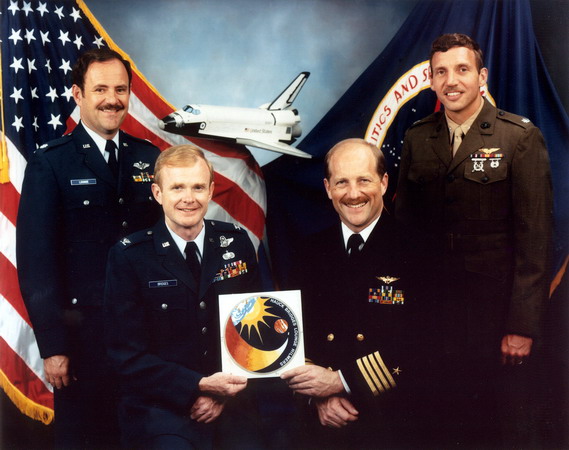 STS-61-F_crew.jpg