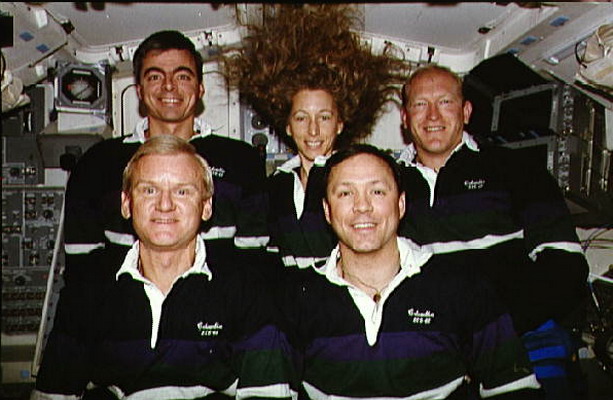 STS-62%20crew%20orbit5.jpg