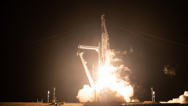 SpaceX_Crew-1_Launch.jpg