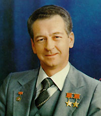 V. SEVASTIANOV