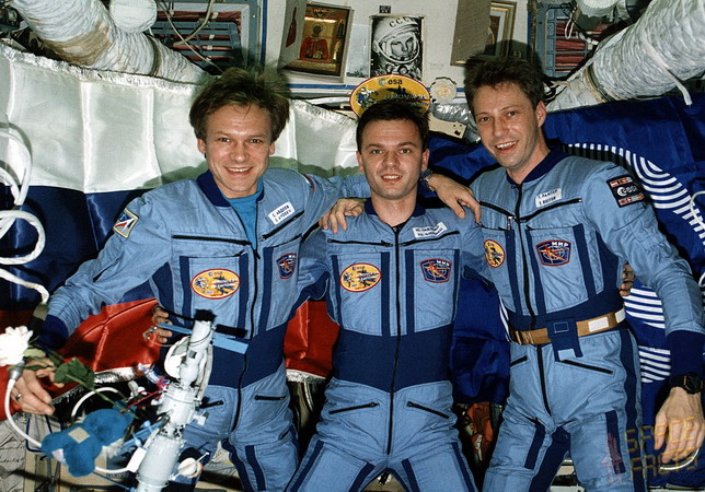 soyuz-tm-22_onboard.jpg