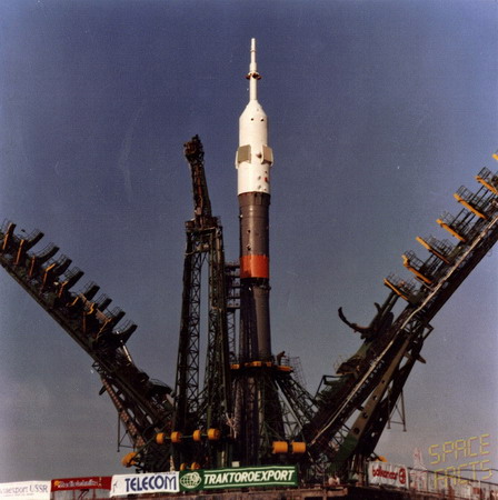 soyuz-tm-5_pad.jpg