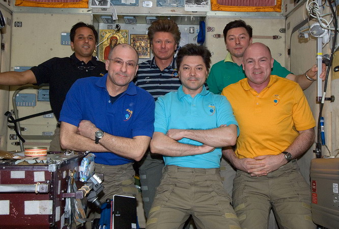 iss-31%20crew.jpg