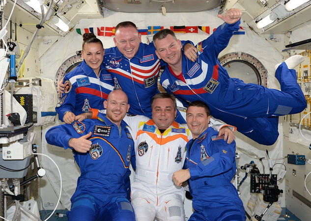 iss-41%20crew%20ISS.jpg