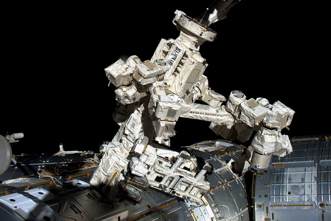 iss-42_dextre.jpg