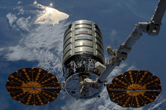 iss-47_cygnus-release.jpg