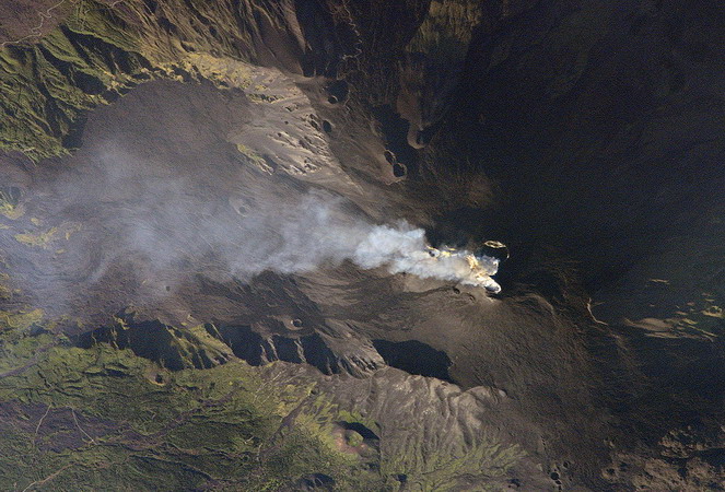 iss-48_etna.jpg