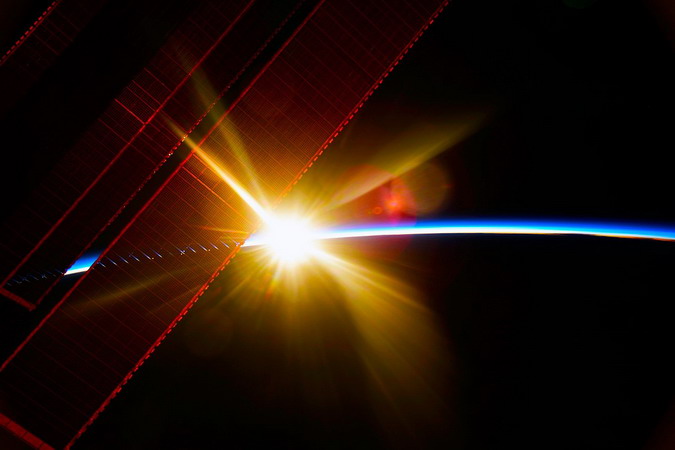 iss-63_sunrise.jpg