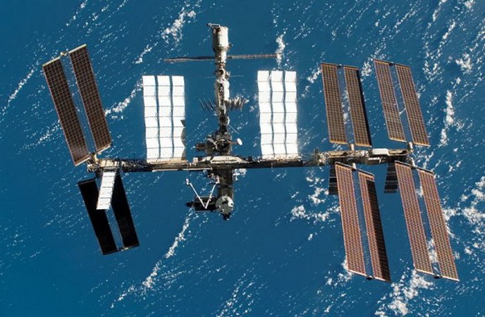 iss16%20a.jpg