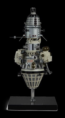 luna10%20maquette.jpg