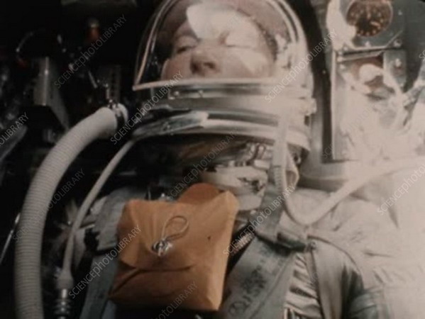 merc8%20Wally_Schirra_on_board_his_Mercury_flight_Sigma_7.jpg