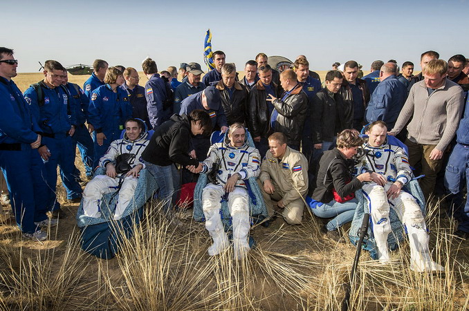 soyuz-tma-08m-recovery.jpg