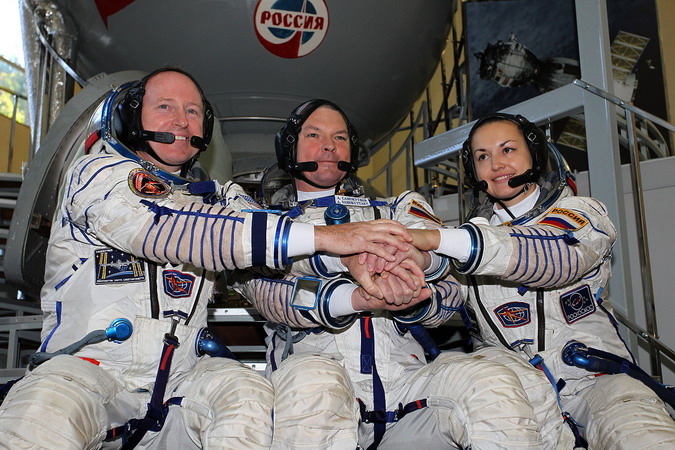 soyuz-tma-14m_simul.jpg