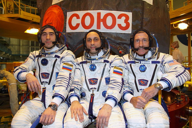 soyuz-tma-22_2crew.jpg