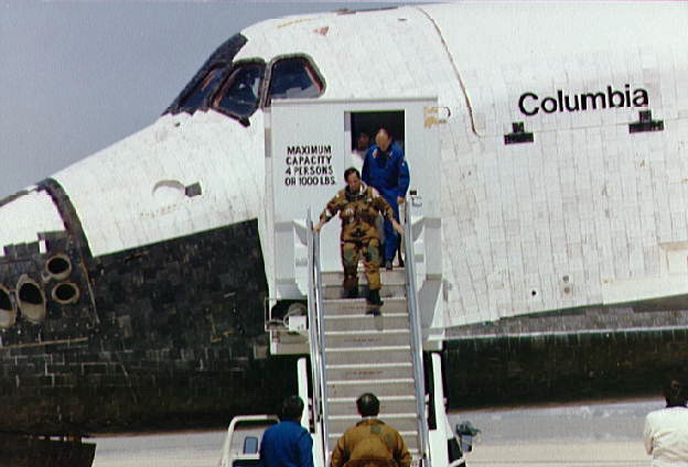 sts-1%20Columbia.sts-1.egress.triddle.jpg