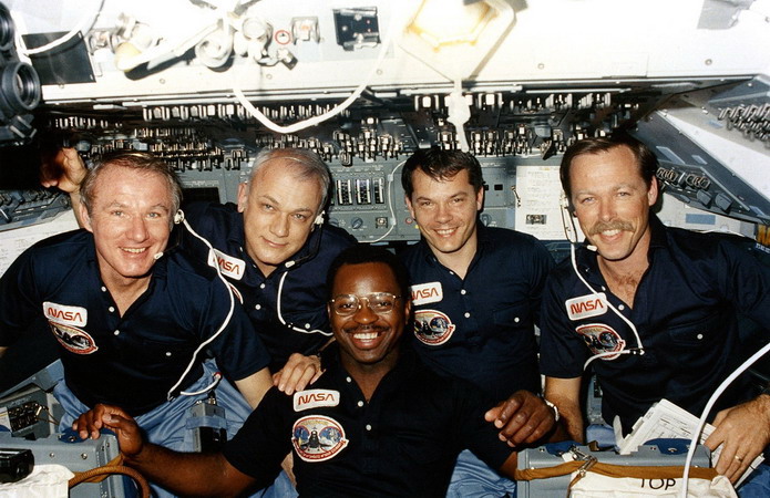 sts-41b%20crew%20orbit.jpg