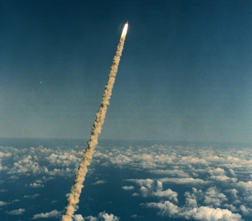 sts-52_2.jpg