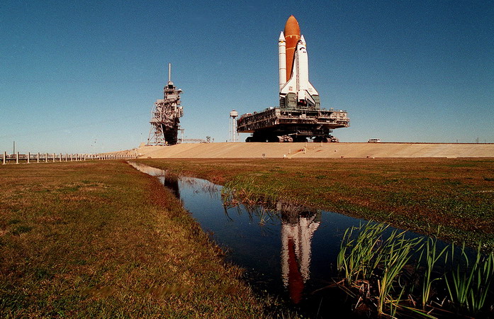 sts-67_rollout.jpg