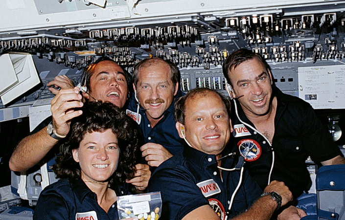 sts-7%20sally-ride-nasa.jpg