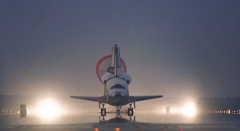 sts-94%20landing.jpg